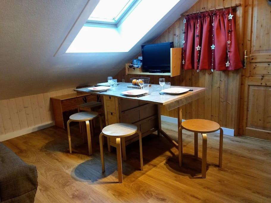 T2 Pour 4 Pers Style Chalet Pied Des Pistes Bolquere Экстерьер фото